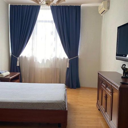 Comfortable Apartment On The Obolon 키예프 외부 사진